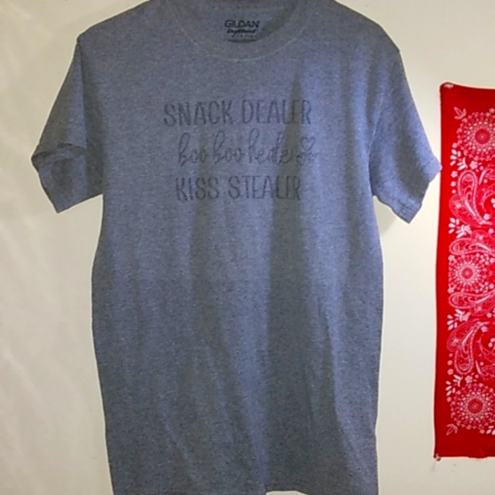 t shirt